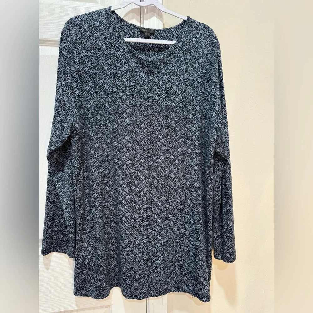 J. Jill Wearever Collection Womens
Knit Top Size XL  Long Sleeve